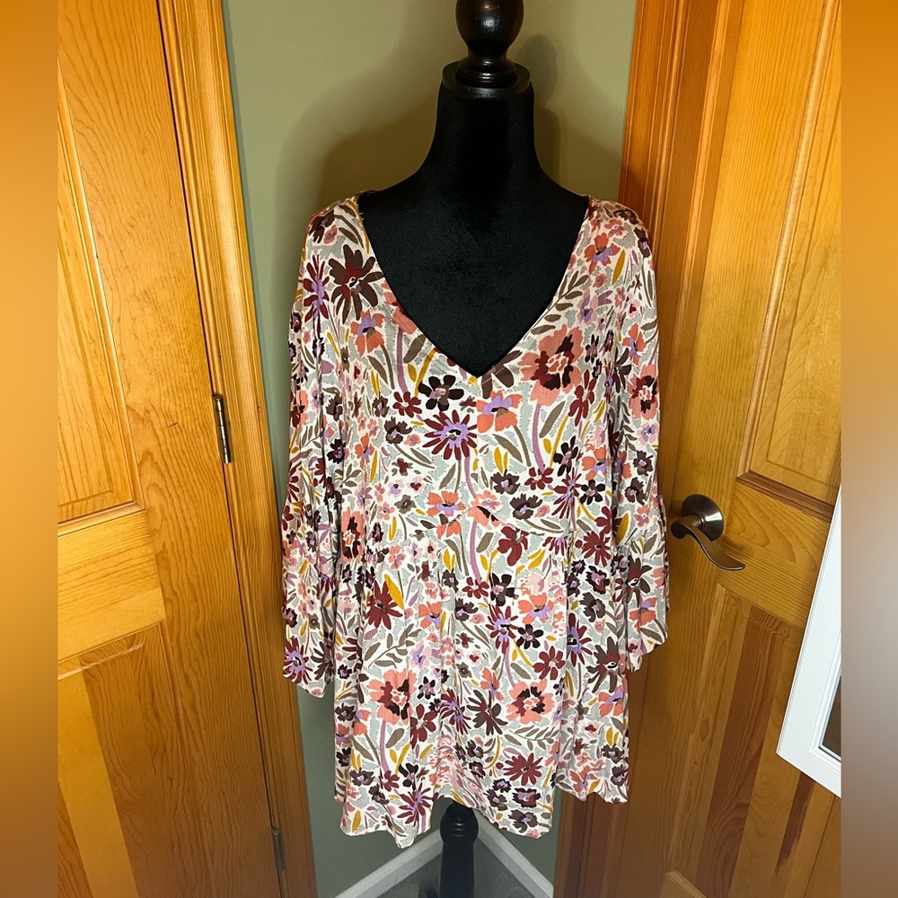 Bell Sleeved V Neck